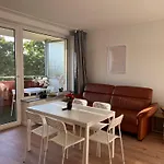 Apartment T&k - - 3 With Private Parking 7min Fair And Airport Dus
