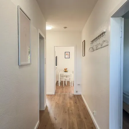 T&k - - 3 With Private Parking 7min Fair And Airport Dus Appartement Düsseldorf